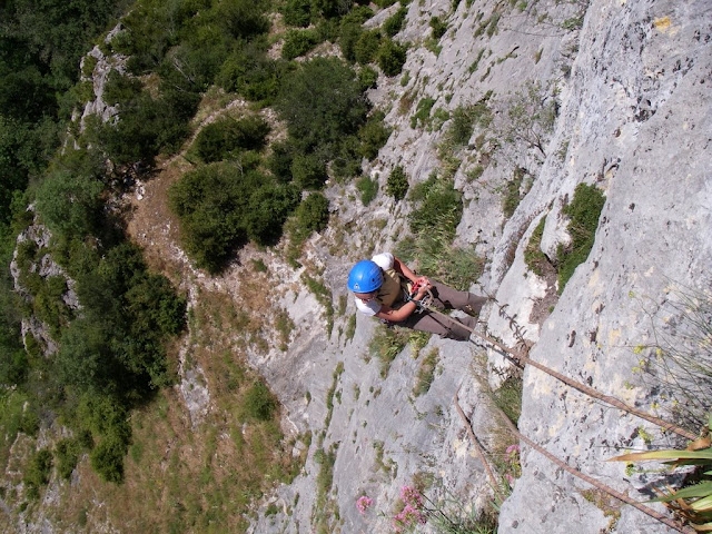  Introduction to long route climbing 